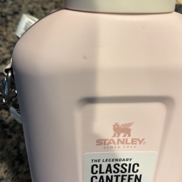 New Stanley flask - Picture 4 of 5